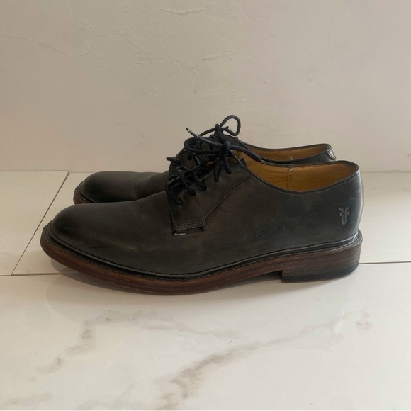 Frye Men’s James Leather Oxford - Picture 3 of 8